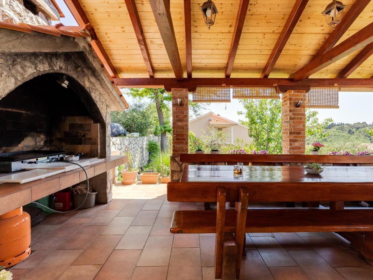 Juric Apartments-rab Apartma