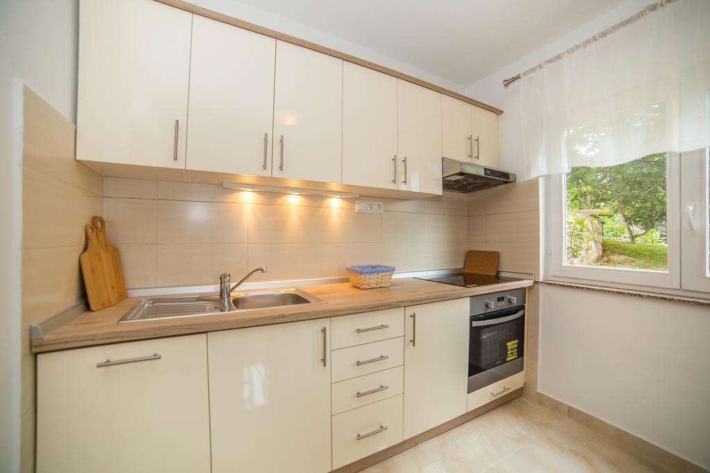Apartma Juric Apartments-rab *