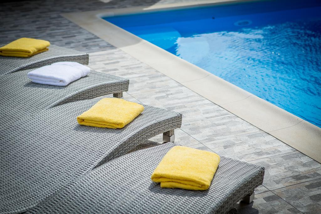 Juric Apartments-rab * Palit