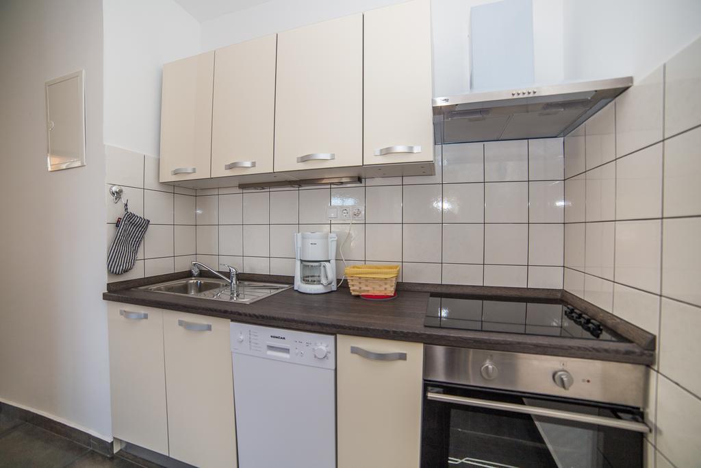 Juric Apartments-rab Apartma Palit